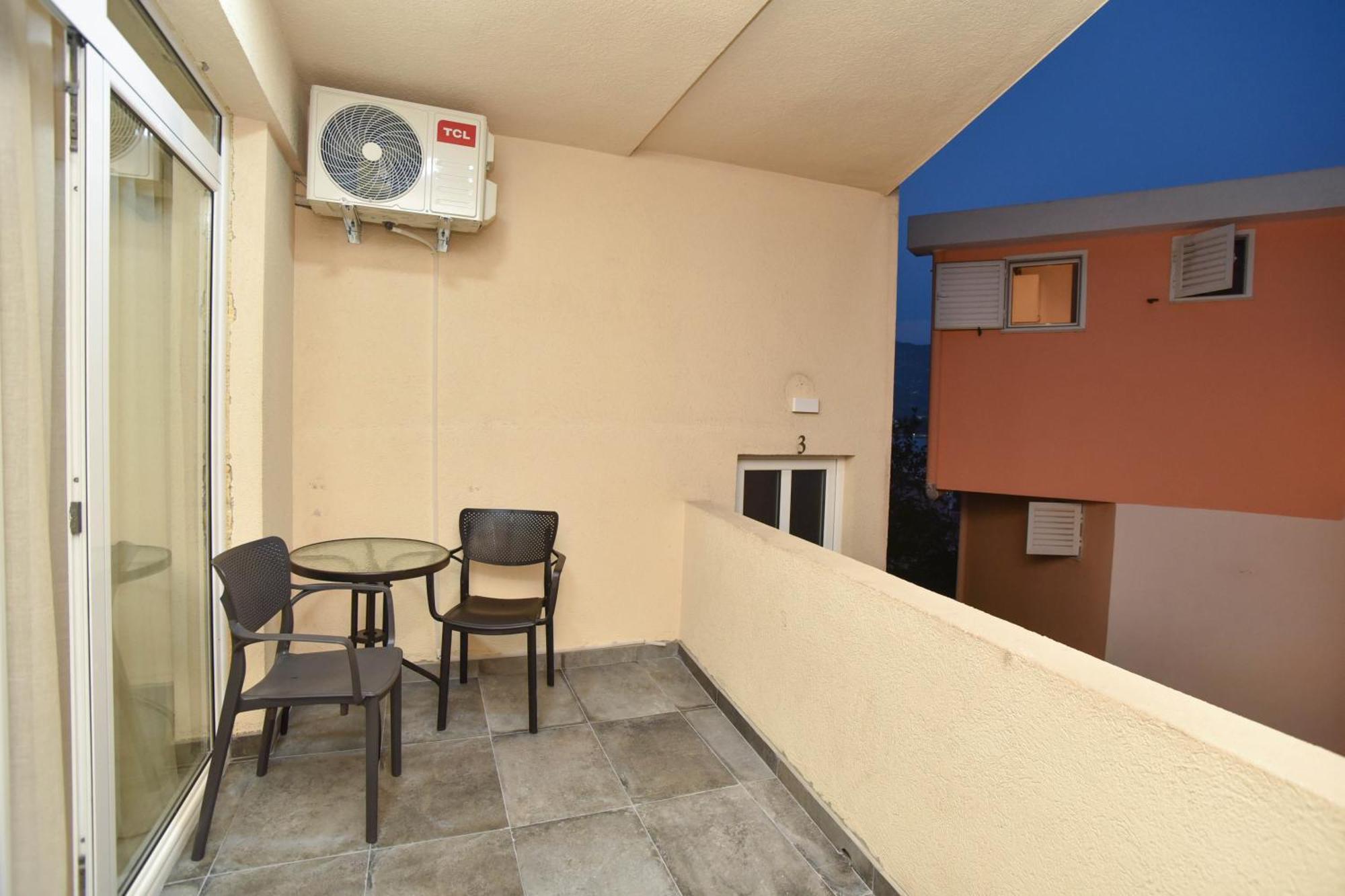 Apartments Jelusic 부드바 외부 사진